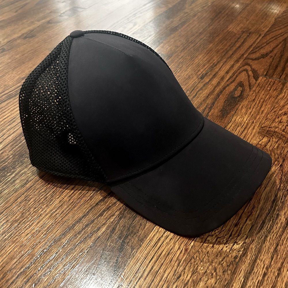 Lululemon Hat